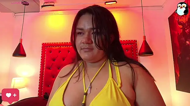 Bella donnaS online show from November 22, 2025, 7:57 pm