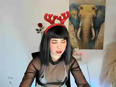 Snapshot of Hollysquirtx chatting on November 10, 2025, 1:43 pm Hollysquirtx online show from November 10, 2025, 1:43 pm