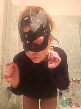 Snapshot of Emma_Conti_ chatting on November 28, 2025, 4:42 pm Emma Conti online show from November 28, 2025, 4:42 pm