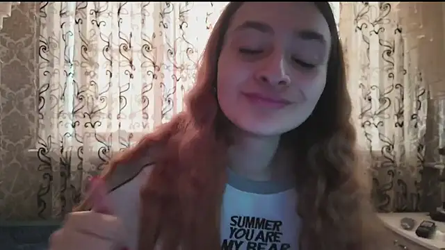 SweetLiaison online show from March 14, 2026, 5:46 am