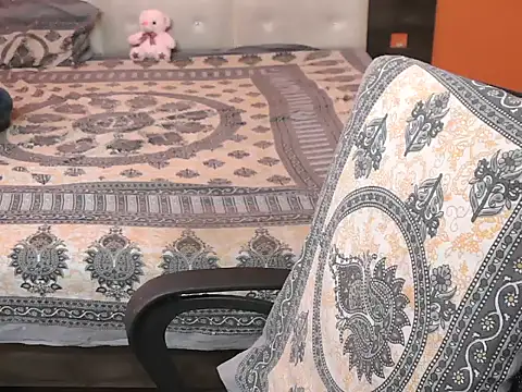 DoremonGirl online show from April 13, 2026, 7:03 am