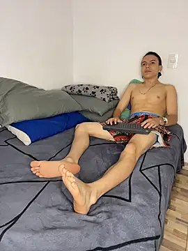 Master massimo2 0 online show from November 7, 2025, 11:27 pm