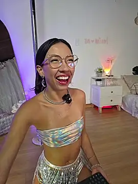 Snapshot of selene_starkk chatting on May 15, 2026, 1:12 am selene starkk online show from May 15, 2026, 1:12 am