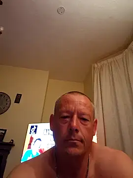 Snapshot of Tyson120 chatting on July 31, 2026, 10:31 pm Tyson120 online show from July 31, 2026, 10:31 pm