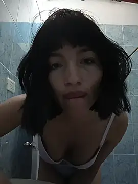 Snapshot of Luna_juicy chatting on November 27, 2025, 9:50 pm Luna juicy online show from November 27, 2025, 9:50 pm