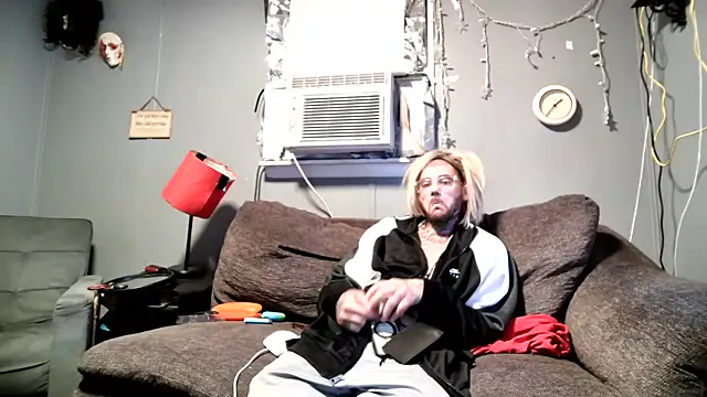 trickydickydaddy online show from May 29, 2026, 5:38 am