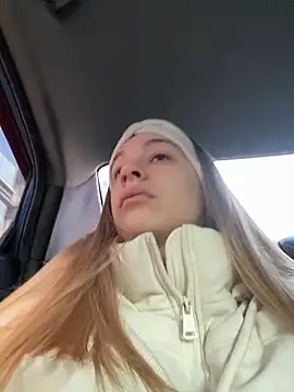 SashaCatt online show from February 15, 2026, 7:05 am