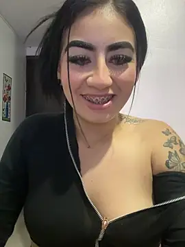 SCARLETT INK  online show from February 7, 2026, 6:17 am