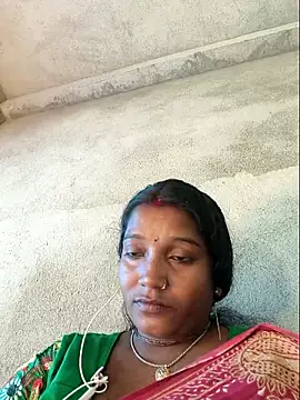 Snapshot of vipmonalisha chatting on November 18, 2025, 7:46 am vipmonalisha online show from November 18, 2025, 7:46 am