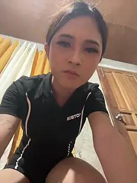babygurlsweetcock online show from May 17, 2026, 8:01 am