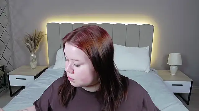 EvaNova  online show from April 8, 2026, 6:24 am