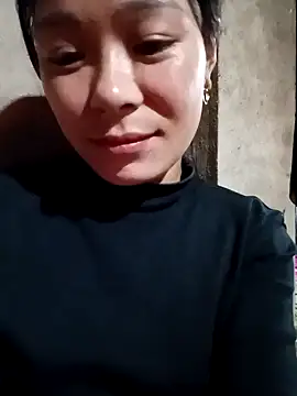 Lyla john online show from February 1, 2026, 12:48 pm