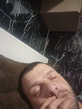 Saddamzaid1985 online show from June 15, 2026, 1:57 pm