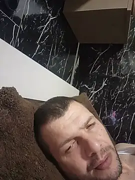 Saddamzaid1985 online show from June 17, 2026, 1:45 pm