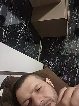 Saddamzaid1985 online show from June 18, 2026, 2:10 pm