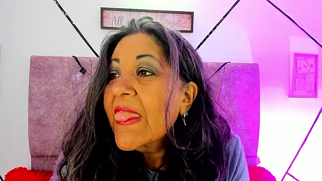 Victoriaa Anderson online show from February 23, 2026, 9:23 pm