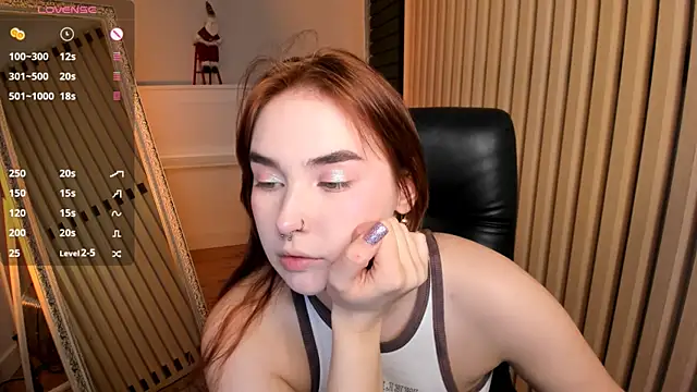  cutie  angel  online show from December 17, 2025, 9:04 am