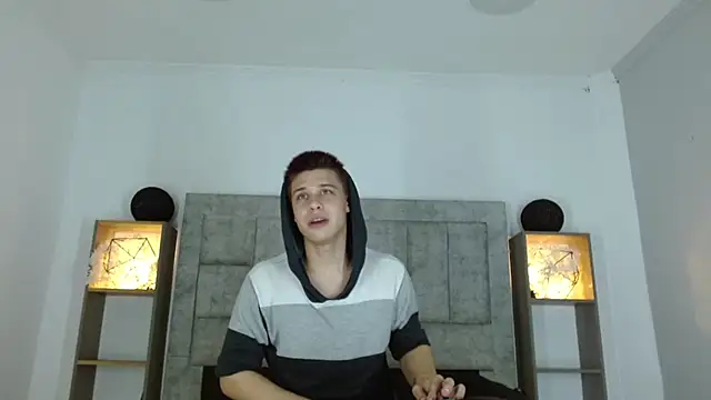 Liam York  online show from January 15, 2026, 2:05 am