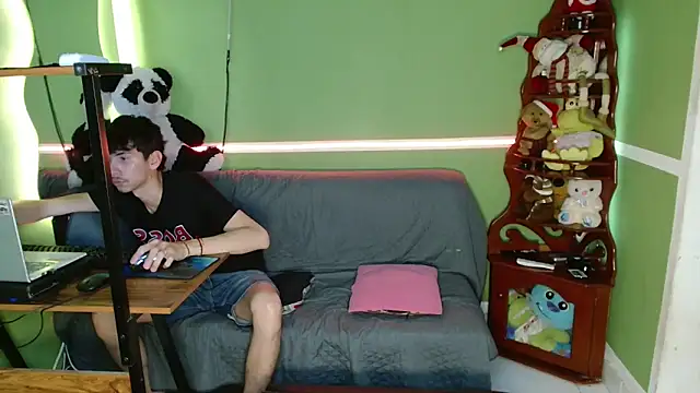 Snapshot of Kurt_williams1 chatting on November 26, 2025, 11:39 pm Kurt williams1 online show from November 26, 2025, 11:39 pm