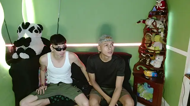 Snapshot of Kurt_williams1 chatting on December 1, 2025, 11:54 pm Kurt williams1 online show from December 1, 2025, 11:54 pm