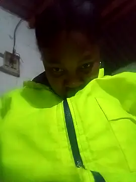 Snapshot of LightLinex chatting on November 16, 2025, 7:30 pm LightLinex online show from November 16, 2025, 7:30 pm