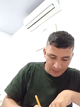 Snapshot of MonasticCanine chatting on February 18, 2026, 2:40 am MonasticCanine online show from February 18, 2026, 2:40 am