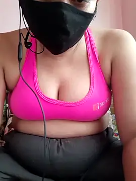 HotGirl23231 online show from November 20, 2025, 8:47 am