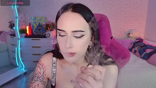 Darineko  online show from March 12, 2026, 3:12 am