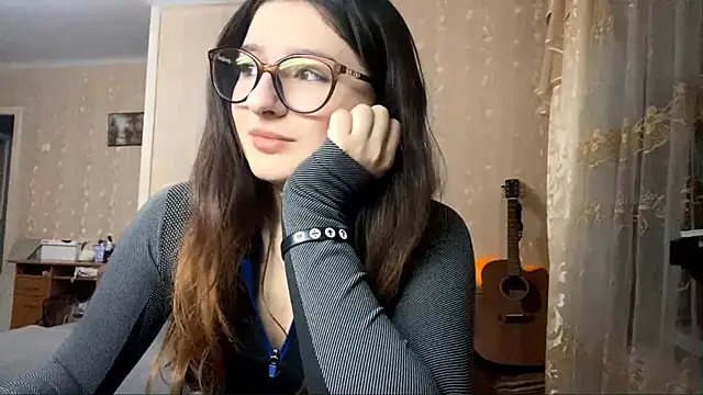 DonnieBooton online show from December 3, 2025, 1:53 pm