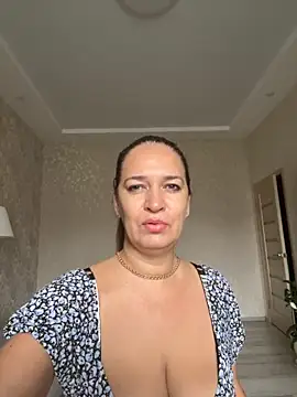 Snapshot of Milana8263 chatting on November 12, 2025, 8:26 am Milana8263 online show from November 12, 2025, 8:26 am