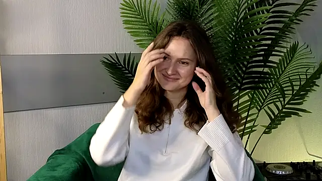 Snapshot of MarianelaArciola chatting on November 11, 2025, 6:46 am MarianelaArciola online show from November 11, 2025, 6:46 am