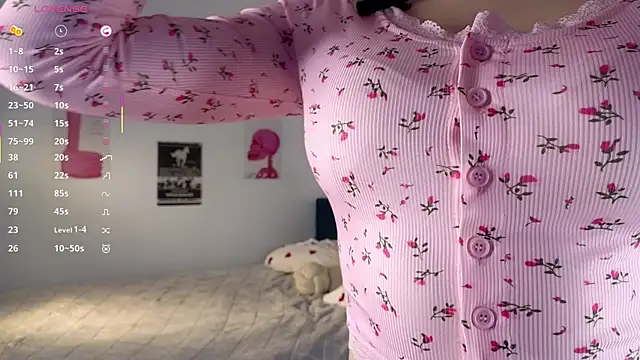 lolly dollyyy online show from November 20, 2025, 7:35 pm