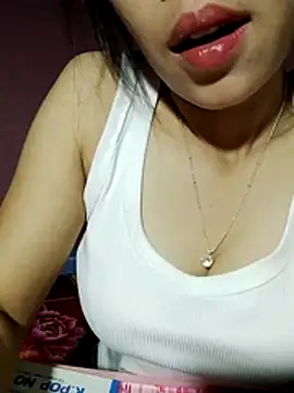 Cloud-wh online show from November 18, 2025, 5:34 am