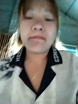 m-mbae online show from November 28, 2025, 8:06 am