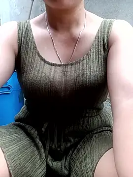 vangkt-cute online show from June 1, 2026, 2:35 am