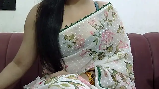 Zoya-sexy online show from October 27, 2025, 11:52 pm