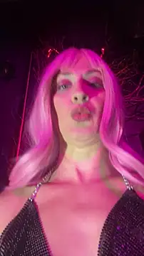 HOTLadyluna online show from July 23, 2026, 7:45 pm