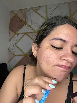 Amira Malia online show from April 8, 2026, 12:27 pm