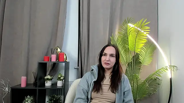 Snapshot of MishaHolme chatting on November 14, 2025, 3:33 pm MishaHolme online show from November 14, 2025, 3:33 pm