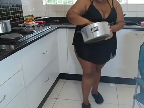 ChoklitBerry online show from November 26, 2025, 9:43 am