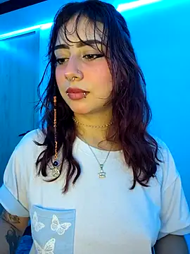 Sarah Lark- online show from March 3, 2026, 11:10 pm