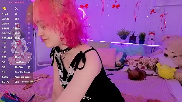 Awawrin online show from February 12, 2026, 9:10 pm