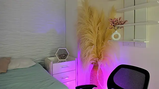 lilithDraven  online show from March 21, 2026, 3:55 am