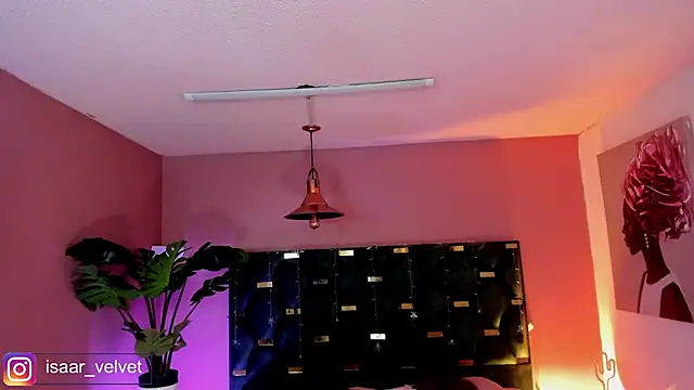 Velvet Dreamss online show from April 3, 2026, 11:41 am