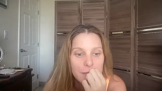 Snapshot of prettylittlekittycat chatting on July 2, 2026, 10:05 pm prettylittlekittycat online show from July 2, 2026, 10:05 pm