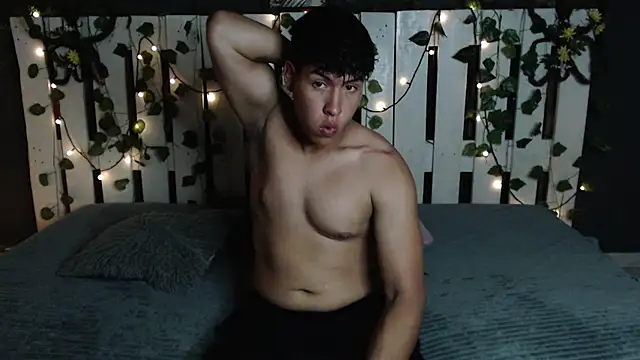 Matias Sky online show from November 12, 2025, 1:17 am