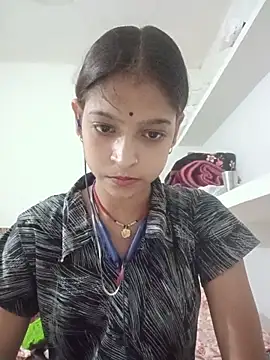 Snapshot of Mohnicute chatting on May 13, 2026, 7:22 pm Mohnicute online show from May 13, 2026, 7:22 pm