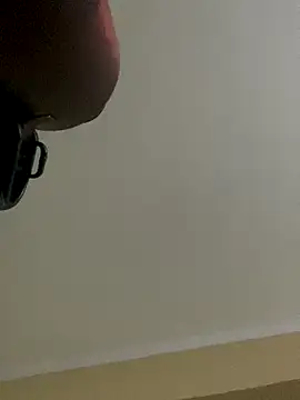 Taurina0105 online show from November 22, 2025, 7:07 am