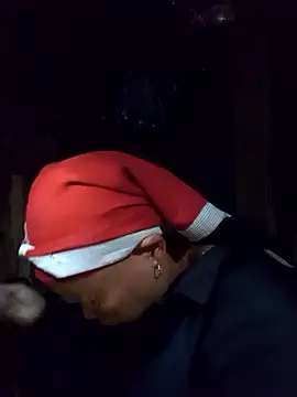 Snapshot of girl-hot2x chatting on November 12, 2025, 12:49 pm girl-hot2x online show from November 12, 2025, 12:49 pm