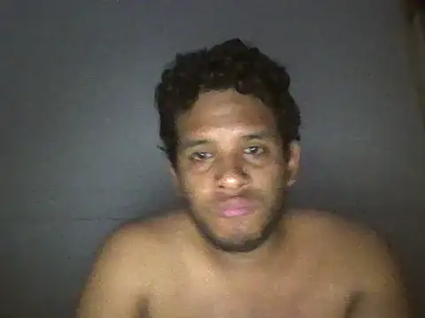 josecamsex27 online show from February 26, 2026, 2:21 am